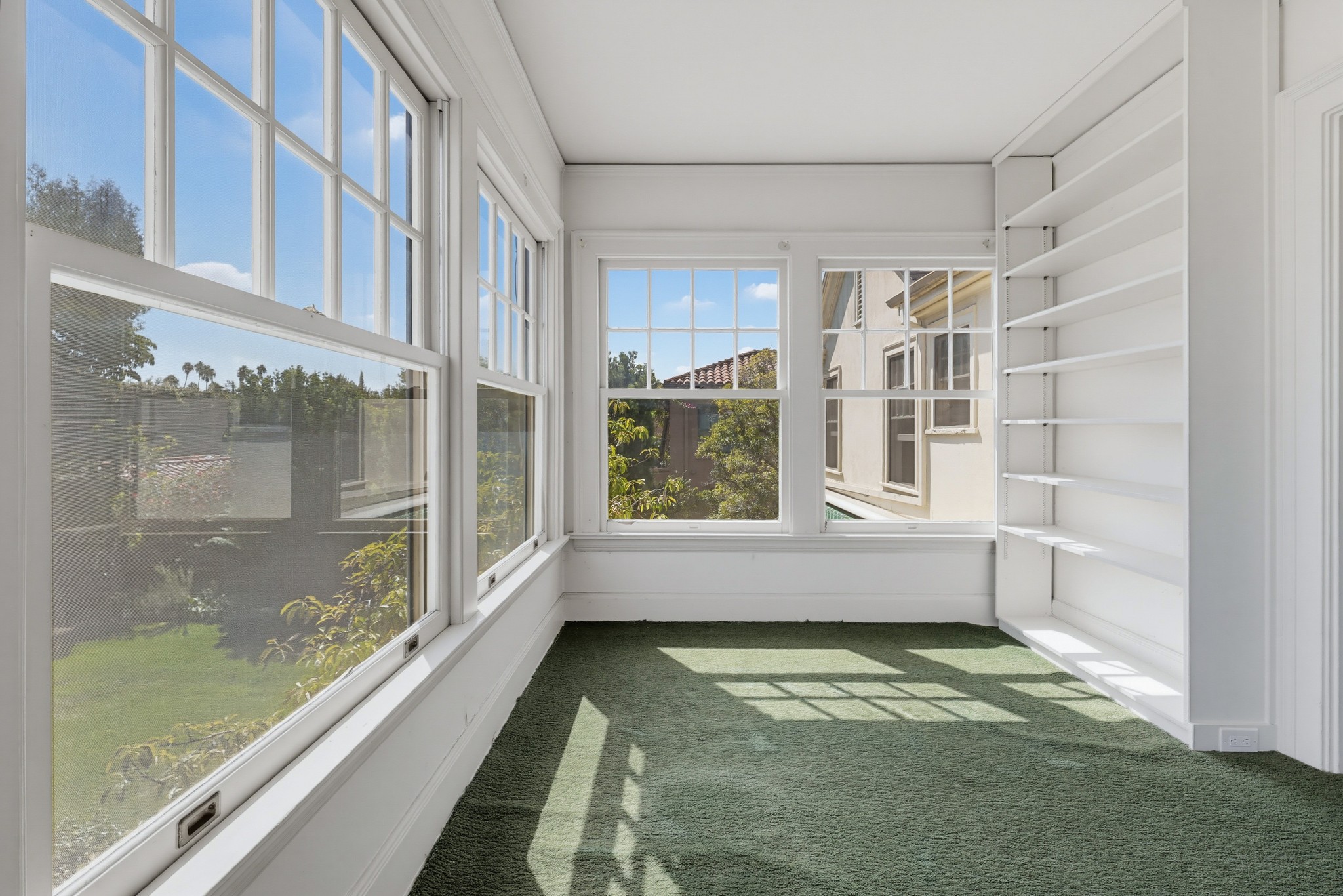 Virtual tour photo 62 of 152 for 520 S Irving Blvd