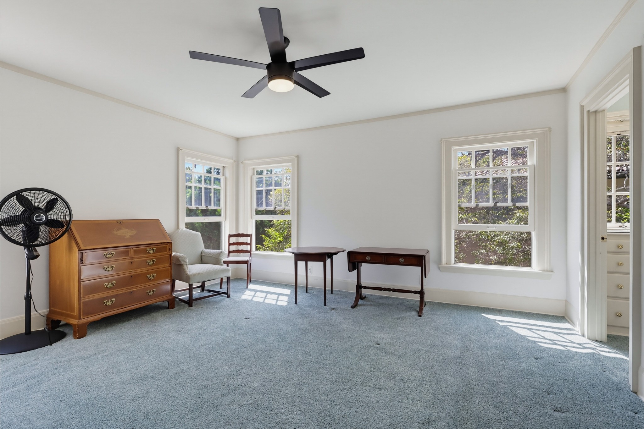Virtual tour photo 66 of 152 for 520 S Irving Blvd
