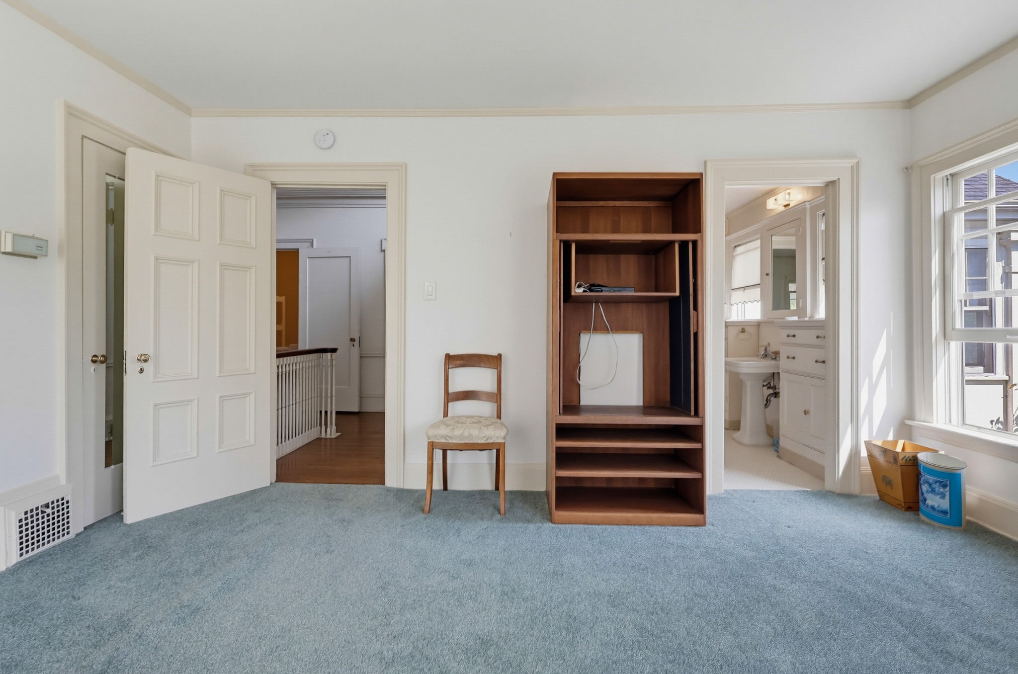 Virtual tour photo 69 of 152 for 520 S Irving Blvd