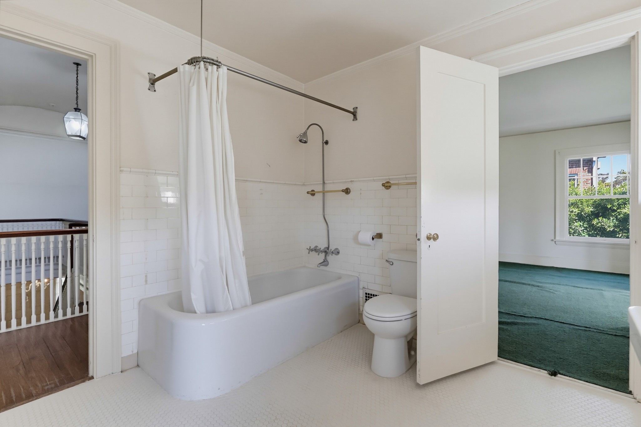 Virtual tour photo 74 of 152 for 520 S Irving Blvd