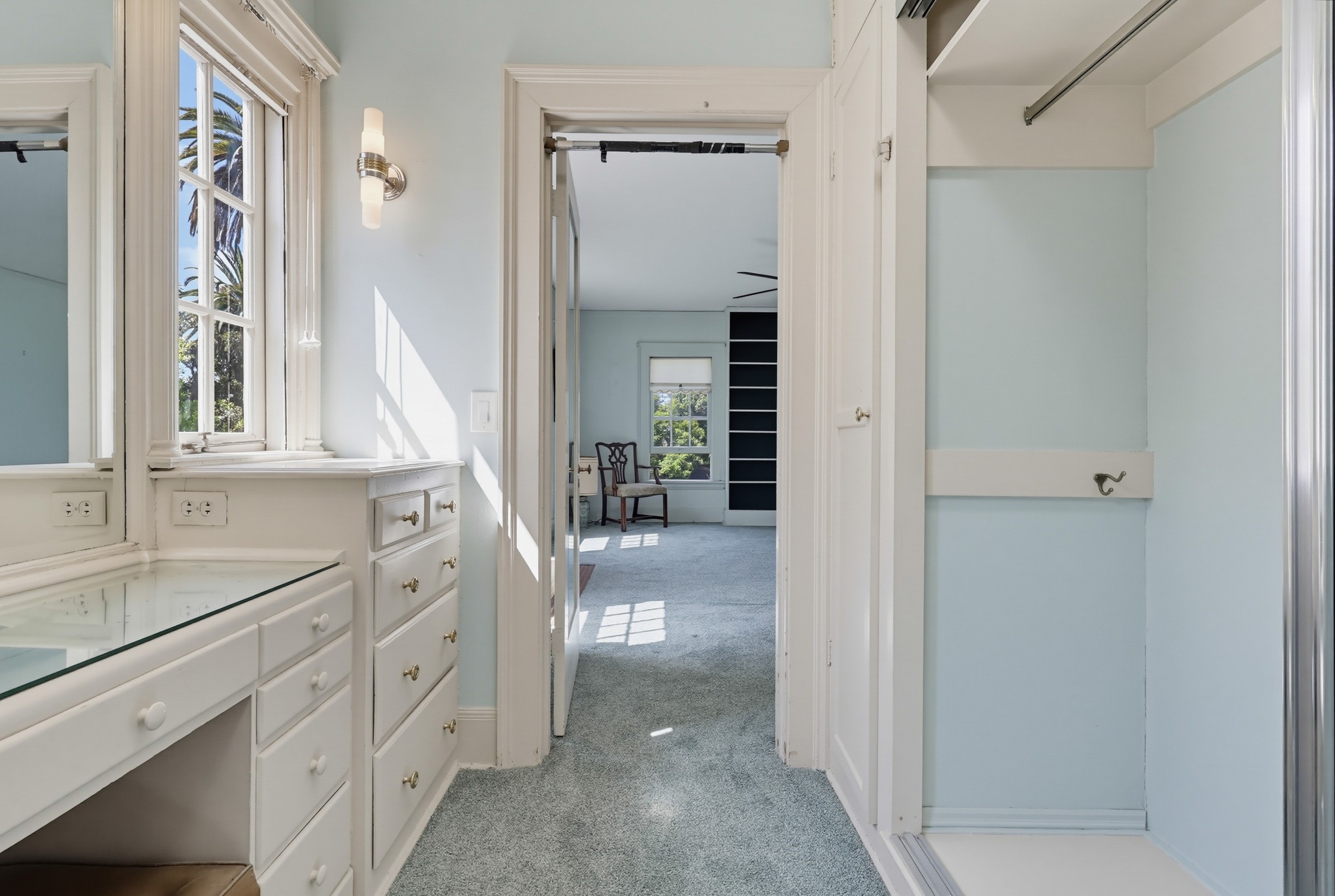 Virtual tour photo 86 of 152 for 520 S Irving Blvd