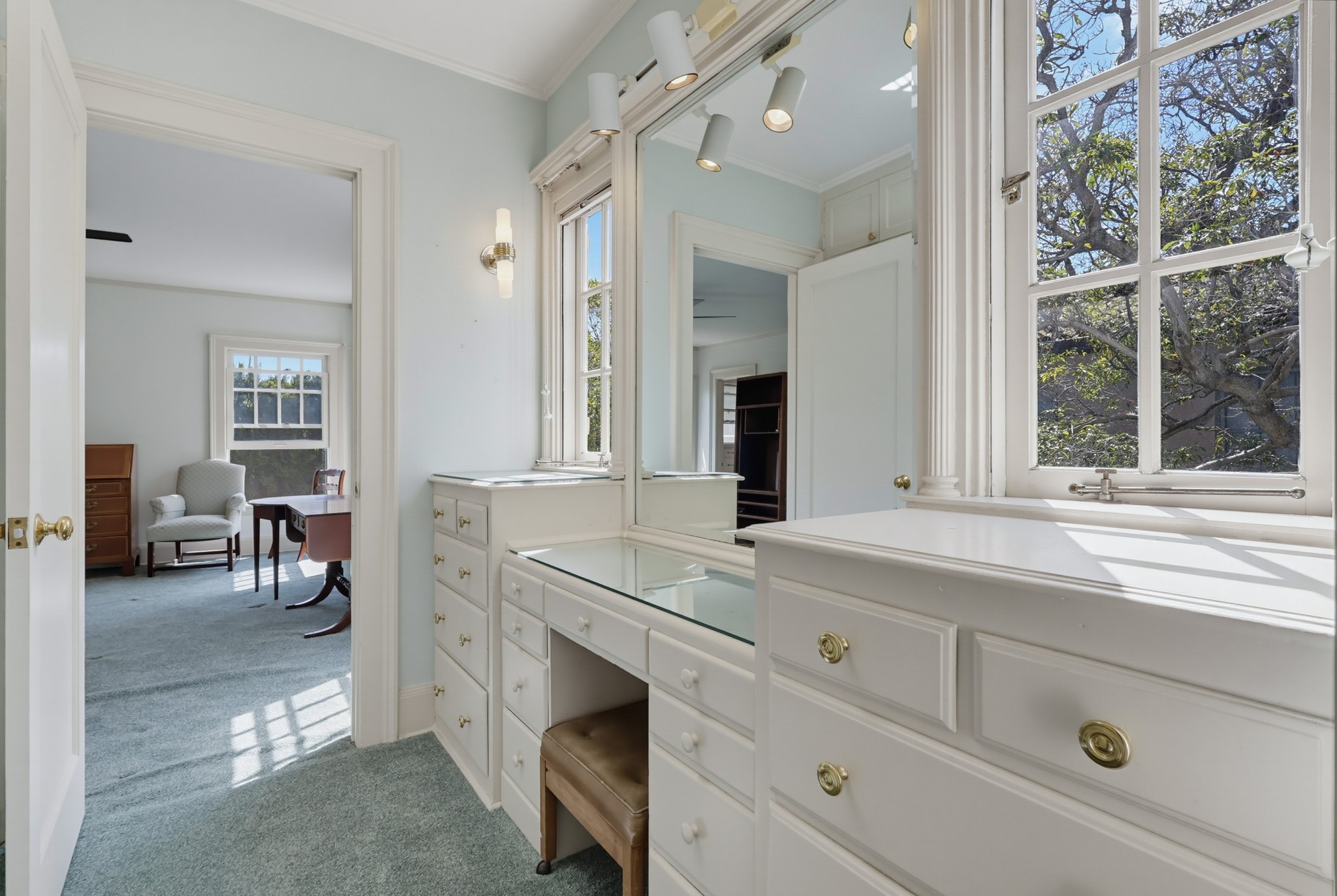 Virtual tour photo 88 of 152 for 520 S Irving Blvd
