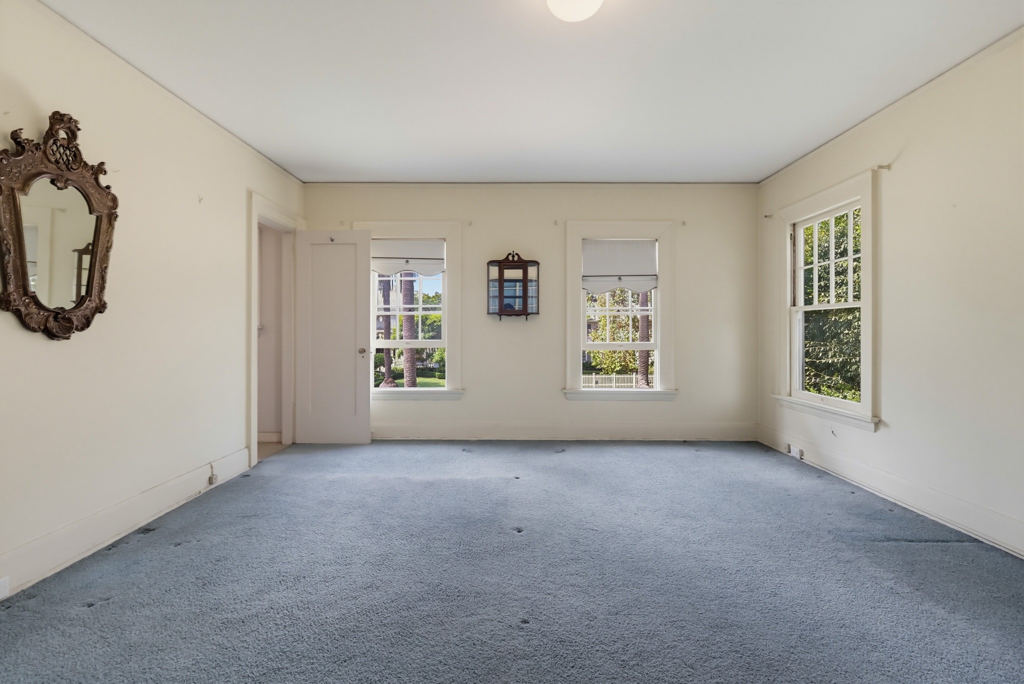 Virtual tour photo 90 of 152 for 520 S Irving Blvd