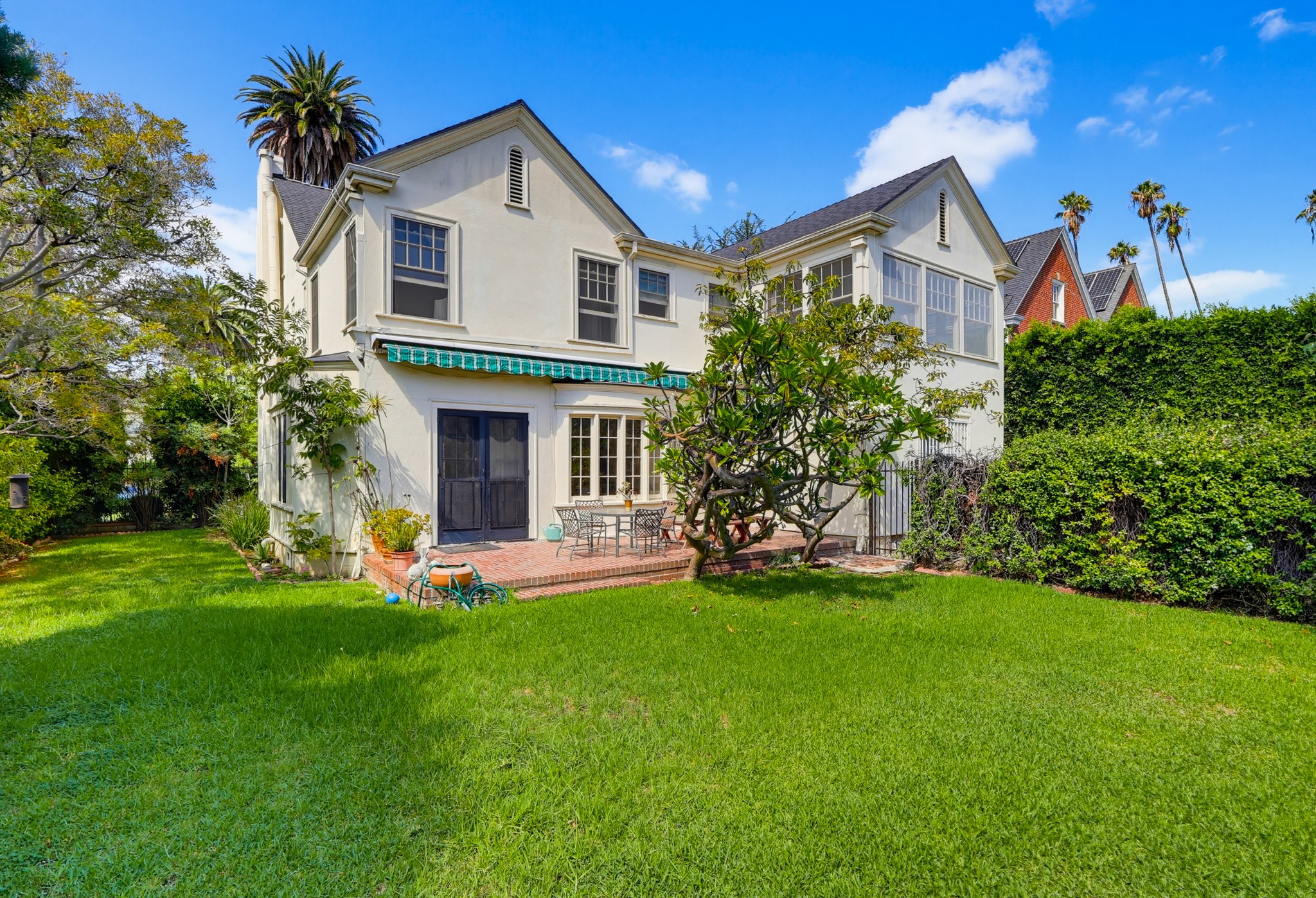 Virtual tour photo 110 of 152 for 520 S Irving Blvd