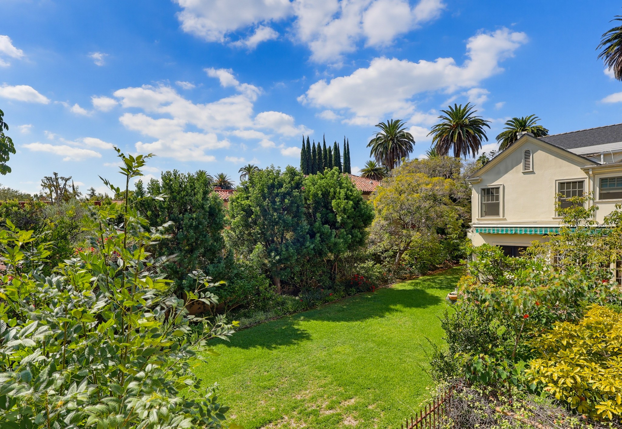 Virtual tour photo 123 of 152 for 520 S Irving Blvd