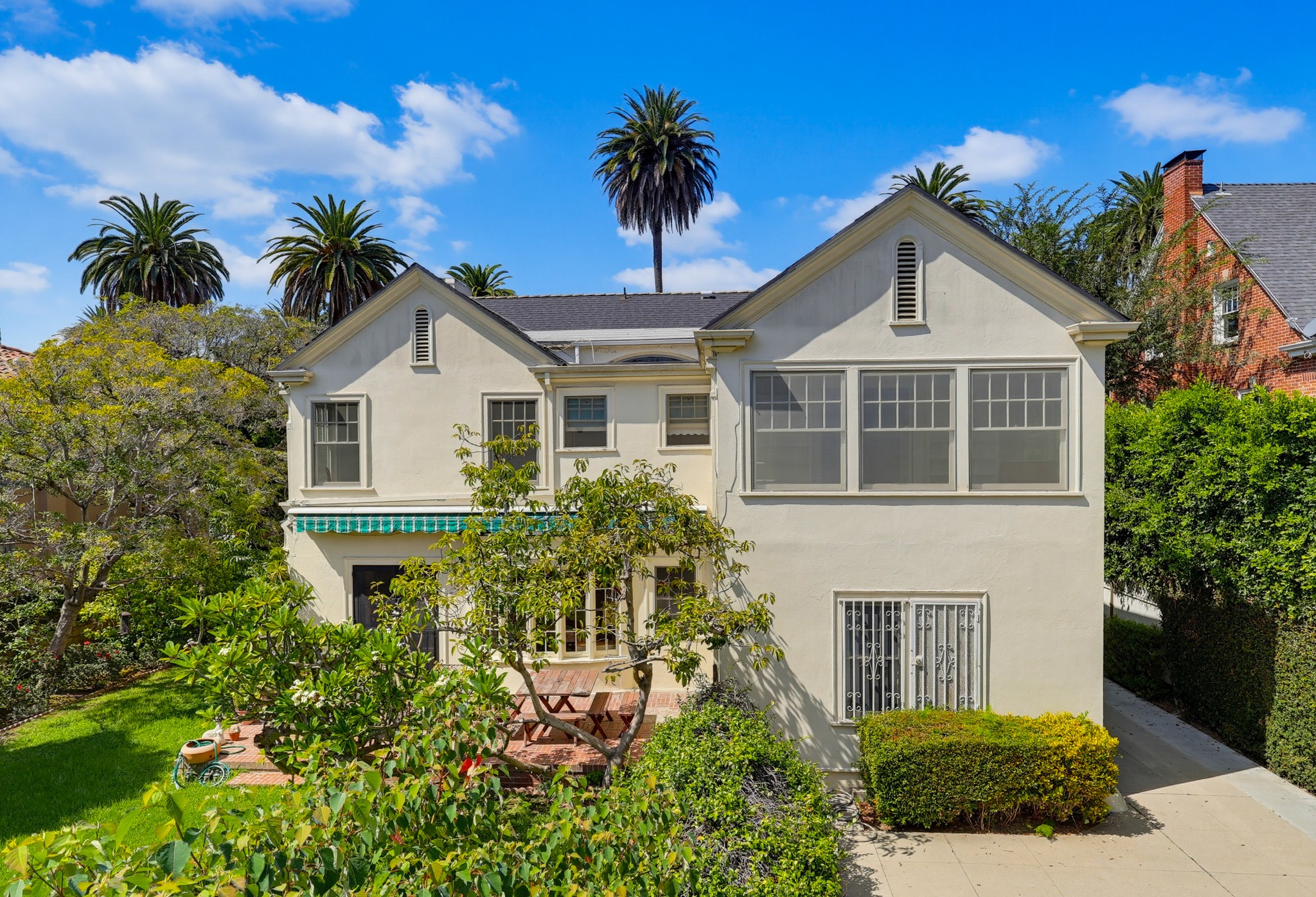 Virtual tour photo 125 of 152 for 520 S Irving Blvd