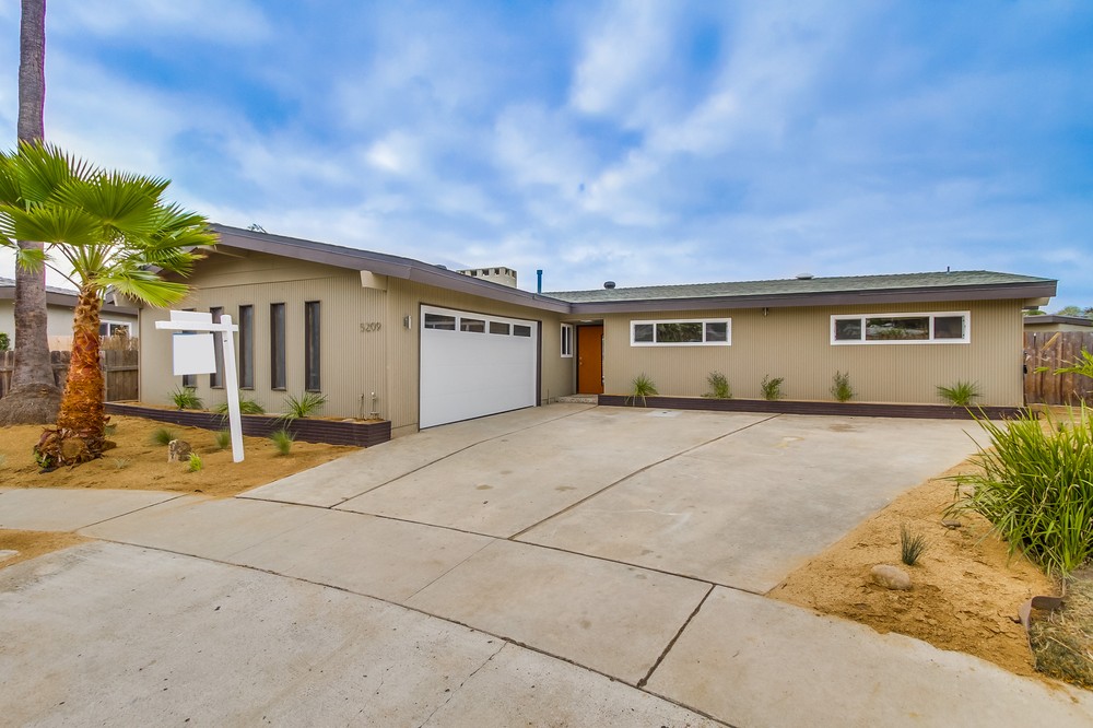 5209 Prosperity Lane Rancho Photos