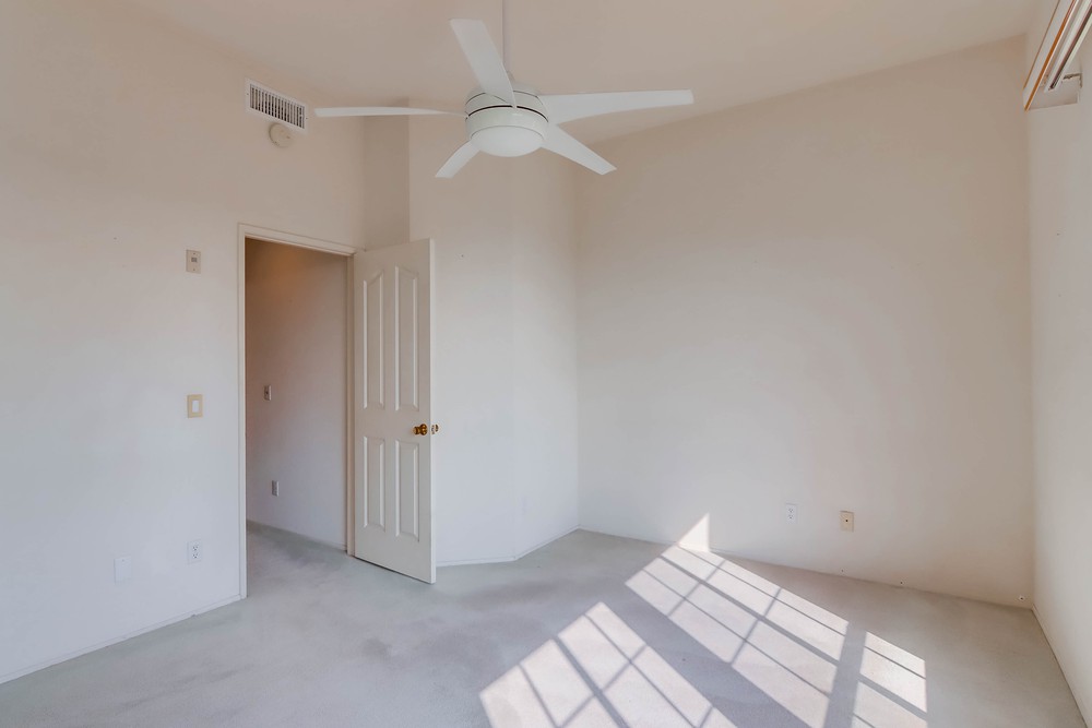Virtual tour photo 34 of 49 for 521 Arbor Dr