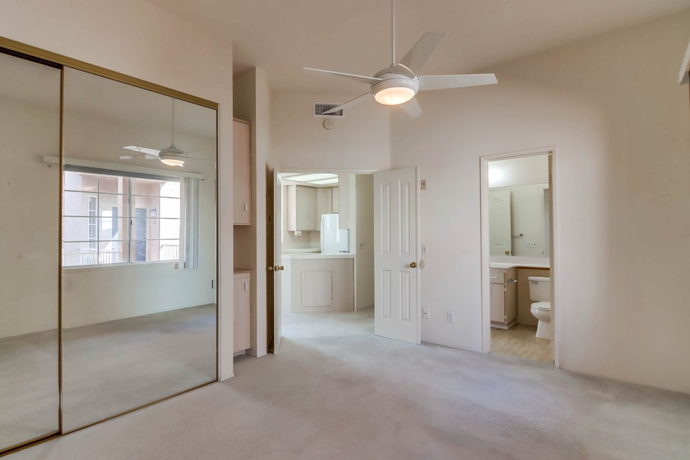 Virtual tour photo 42 of 49 for 521 Arbor Dr