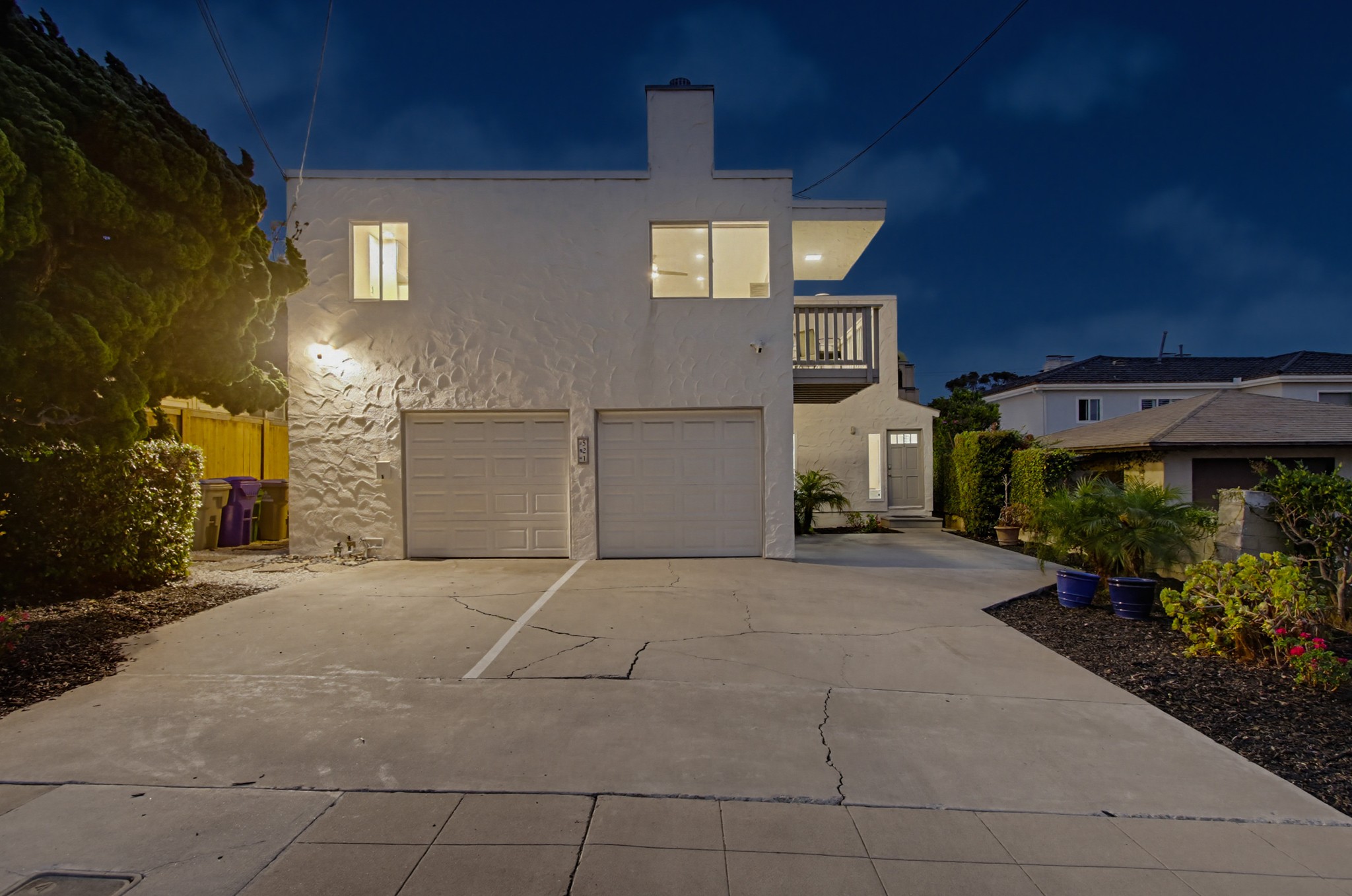 Virtual tour photo 1 of 124 for 521 Arenas St