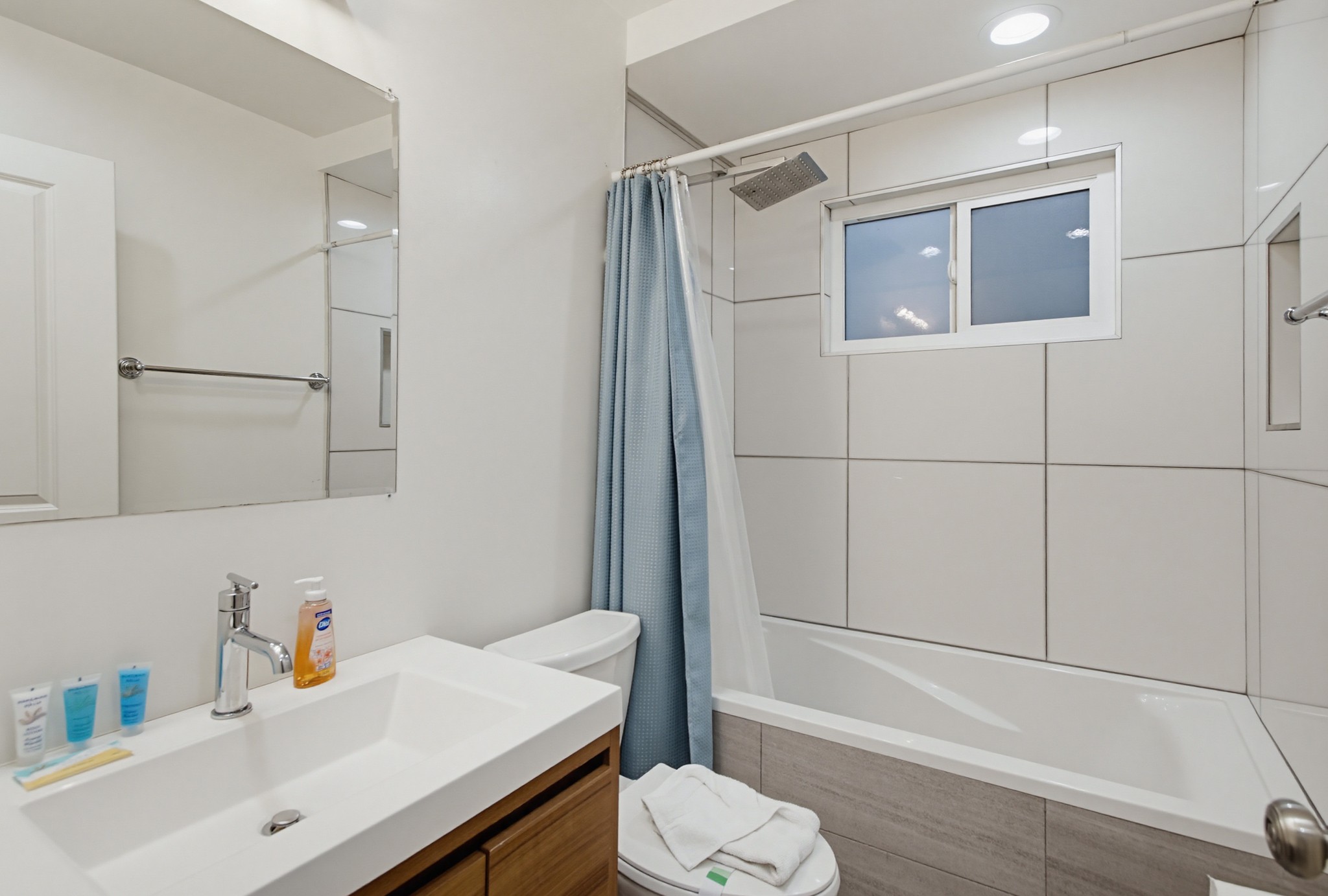 Virtual tour photo 30 of 124 for 521 Arenas St