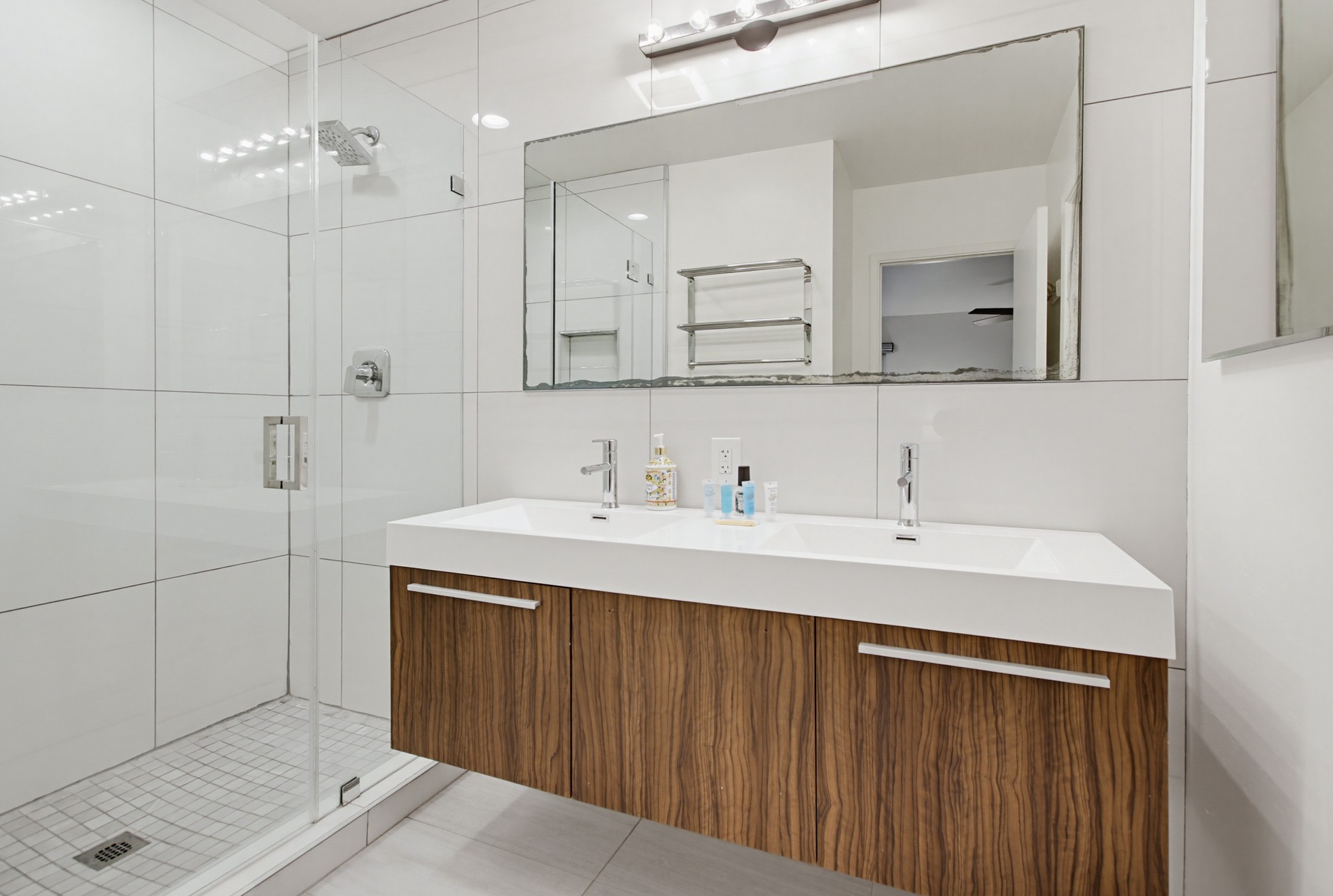 Virtual tour photo 57 of 124 for 521 Arenas St