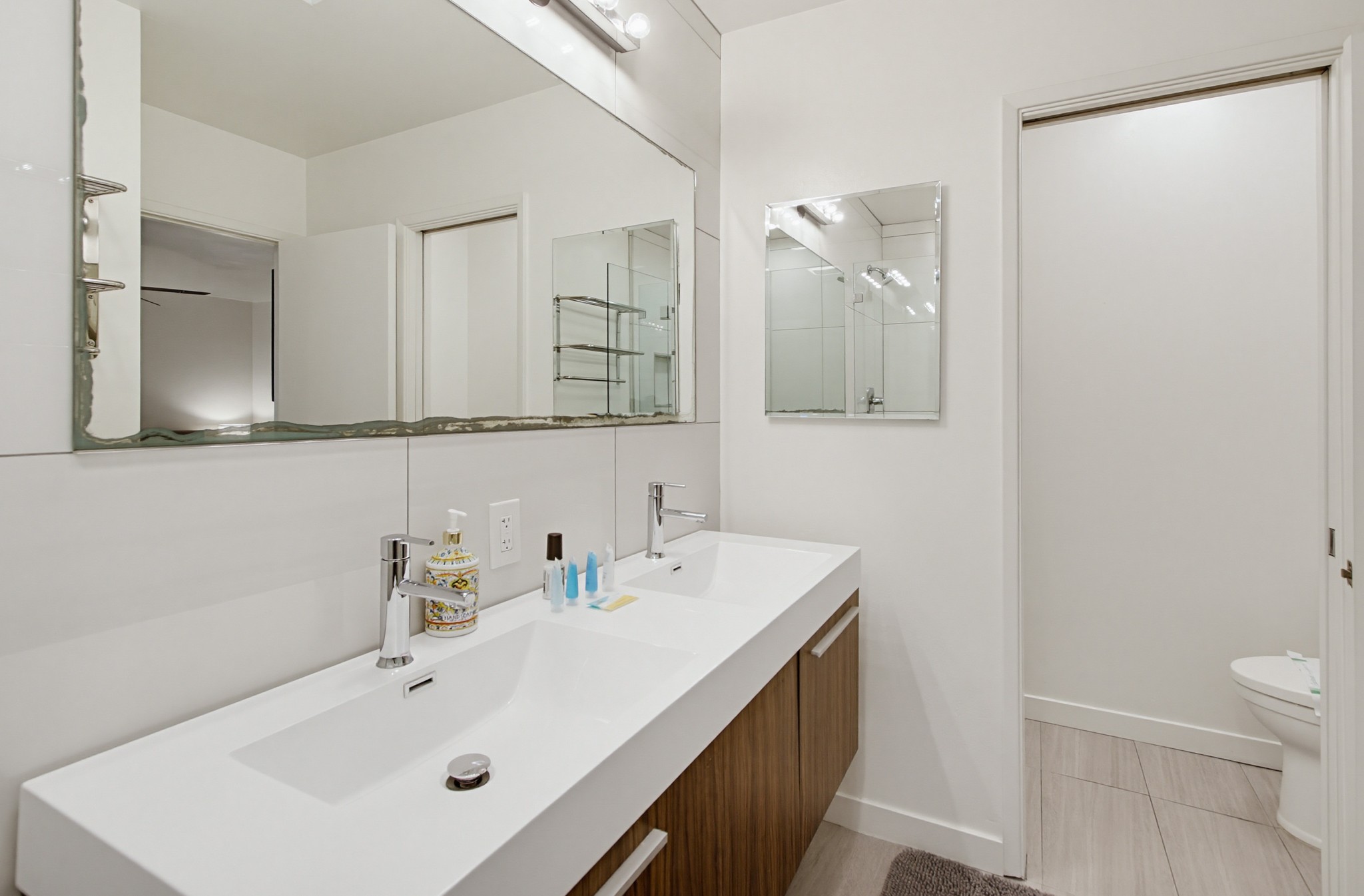 Virtual tour photo 59 of 124 for 521 Arenas St