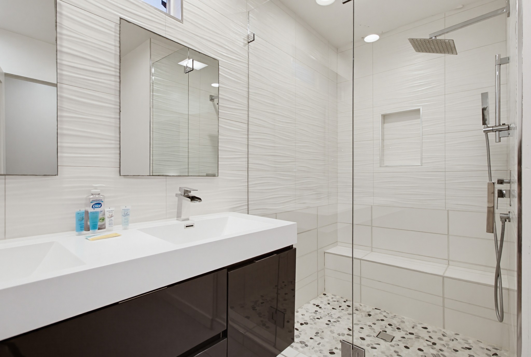 Virtual tour photo 69 of 124 for 521 Arenas St