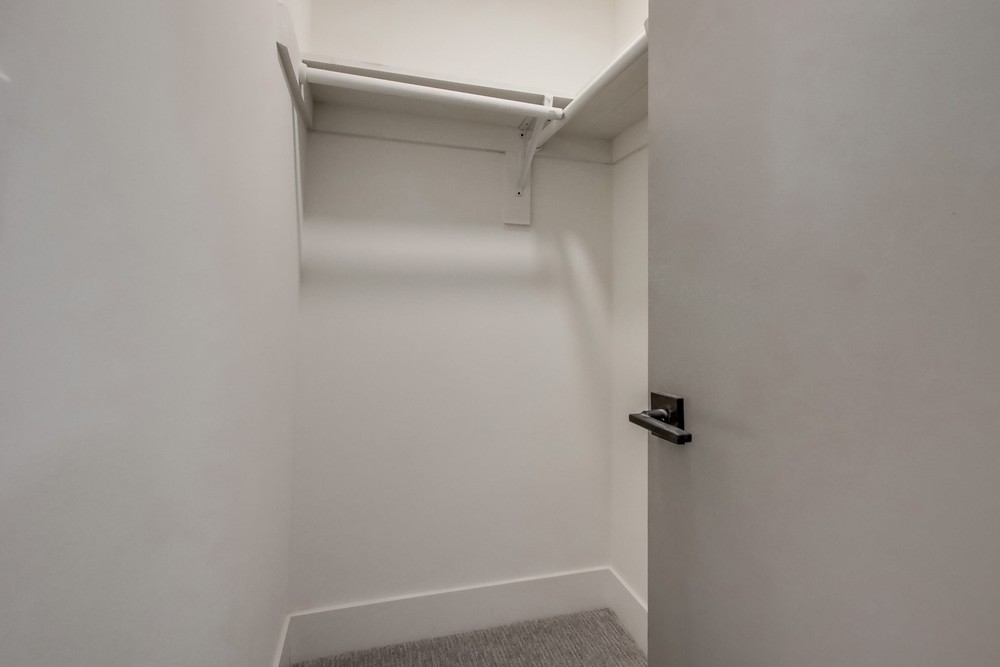 Virtual tour photo 22 of 36 for 5211 San Bernardo Terrace