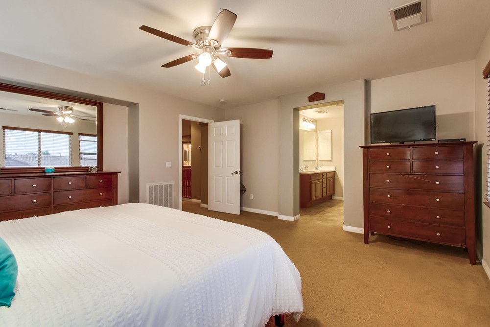 Virtual tour photo 34 of 52 for 5212 Sandbar Cove Way
