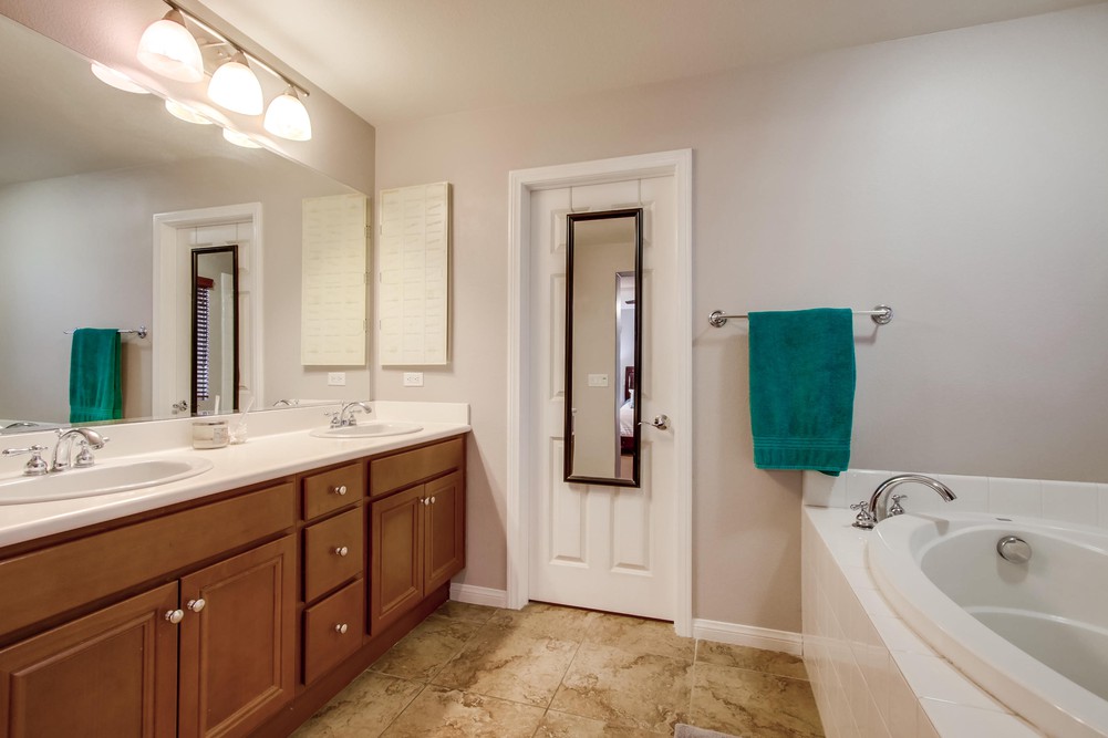 Virtual tour photo 35 of 52 for 5212 Sandbar Cove Way