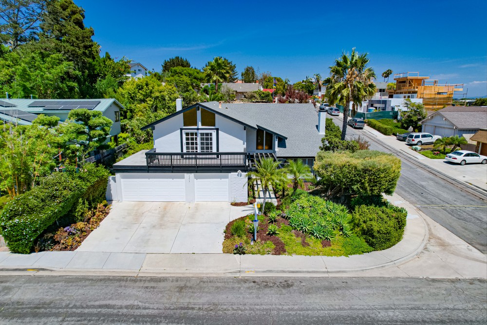 Virtual tour photo 1 of 46 for 5215 Edgeworth Rd