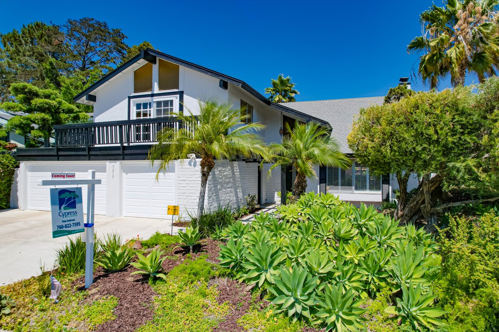 Virtual tour photo 5 of 46 for 5215 Edgeworth Rd