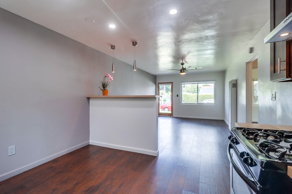 Virtual tour photo 7 of 25 for 5218 Dawes St