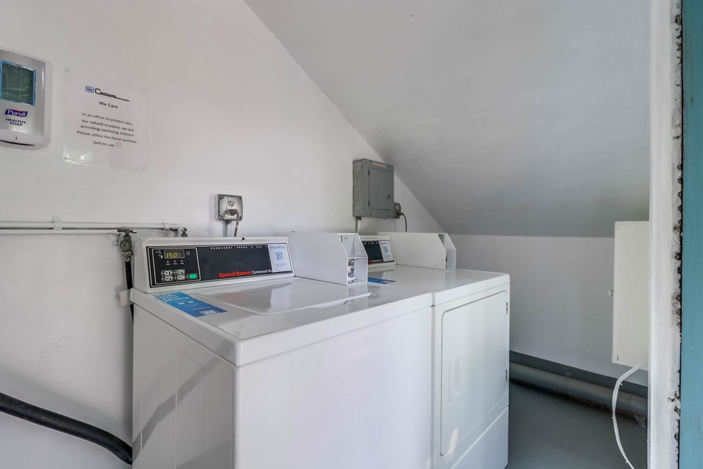 Virtual tour photo 22 of 25 for 5218 Dawes St