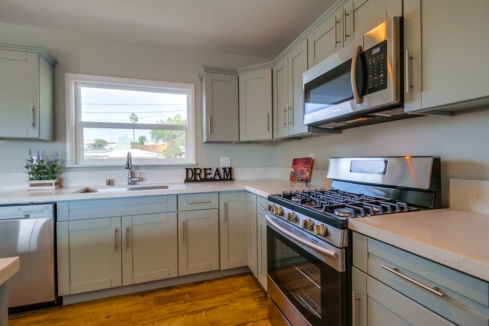 Virtual tour photo 18 of 37 for 5221 Reynolds St