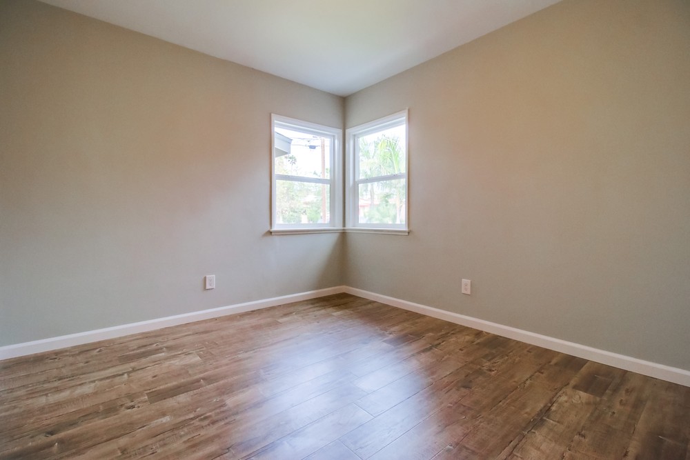 Virtual tour photo 25 of 37 for 5221 Reynolds St