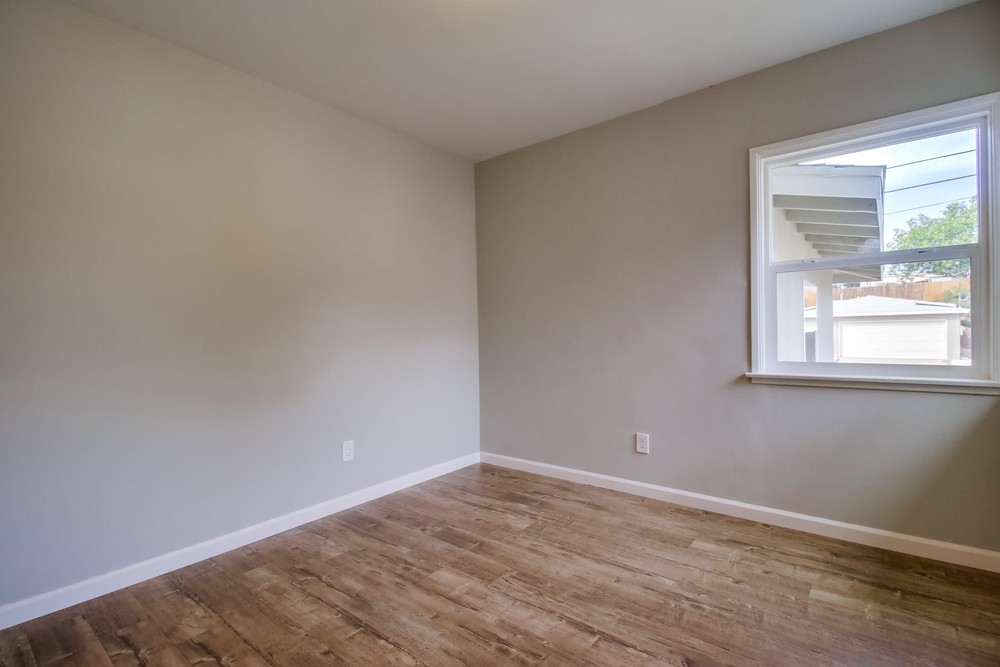Virtual tour photo 26 of 37 for 5221 Reynolds St