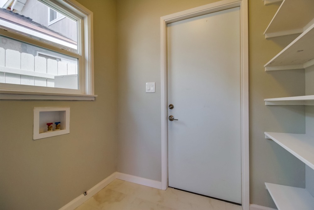 Virtual tour photo 29 of 37 for 5221 Reynolds St