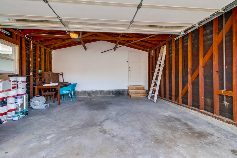 Virtual tour photo 30 of 37 for 5221 Reynolds St