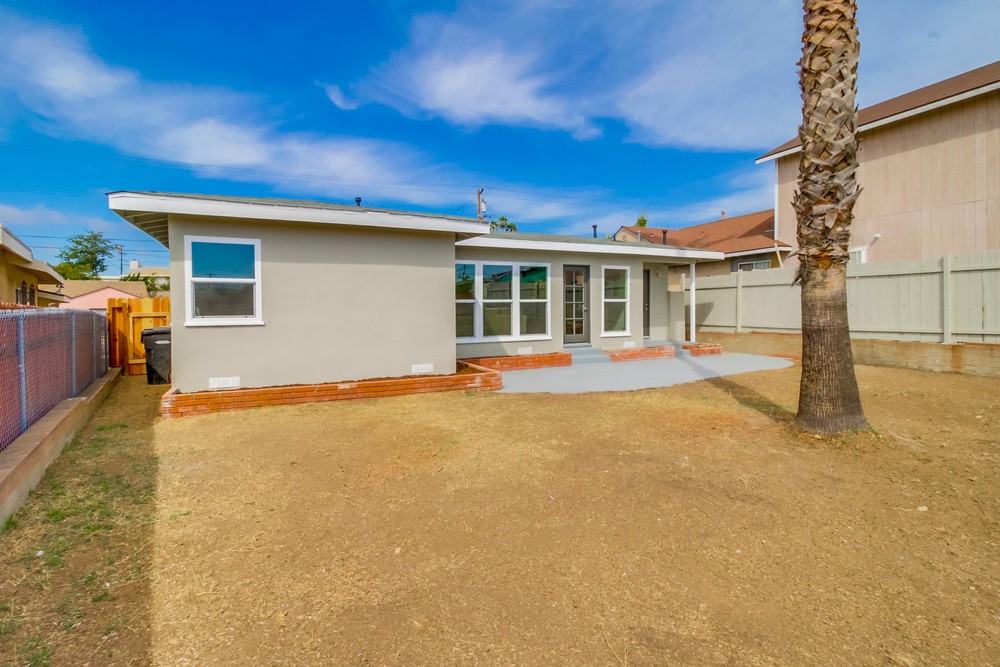 Virtual tour photo 33 of 37 for 5221 Reynolds St