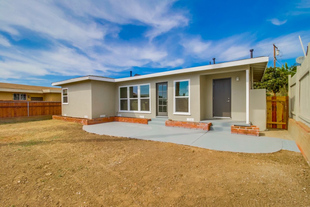 Virtual tour photo 34 of 37 for 5221 Reynolds St