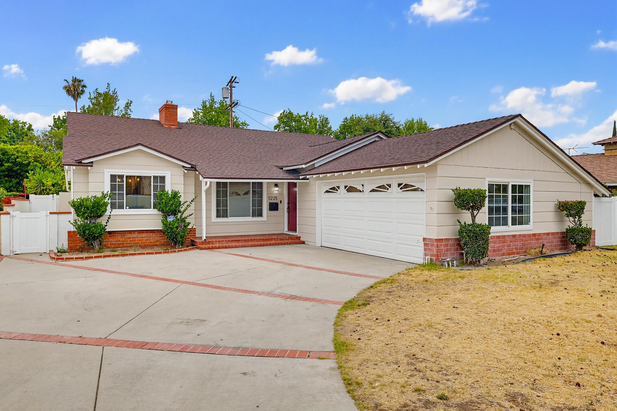 Virtual tour photo 1 of 62 for 5225 Babcock Ave