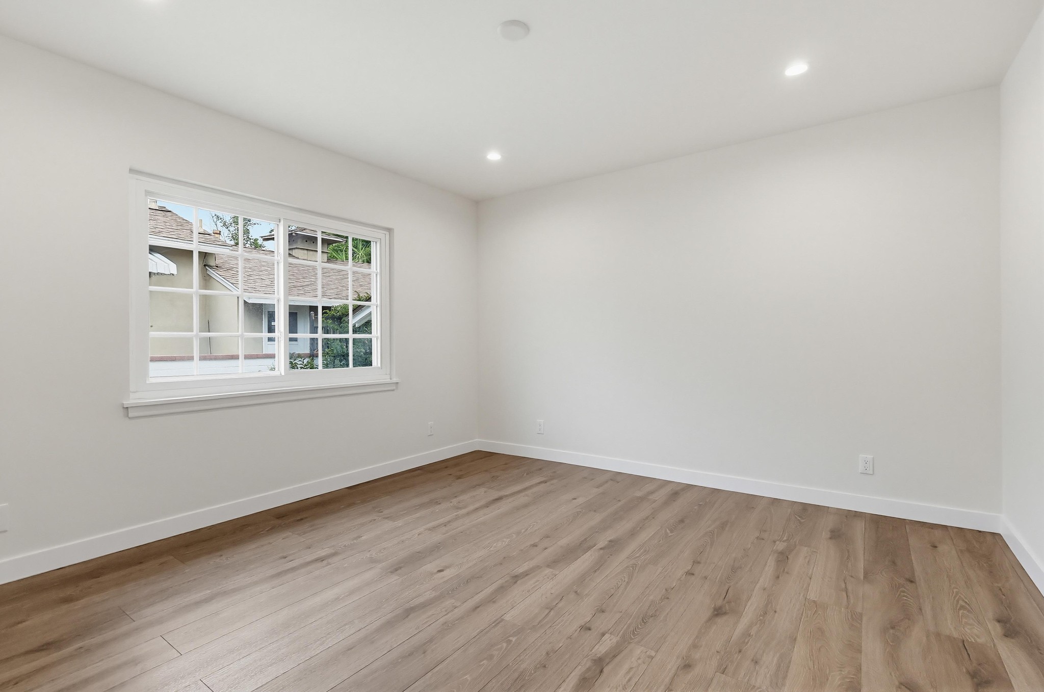 Virtual tour photo 36 of 62 for 5225 Babcock Ave