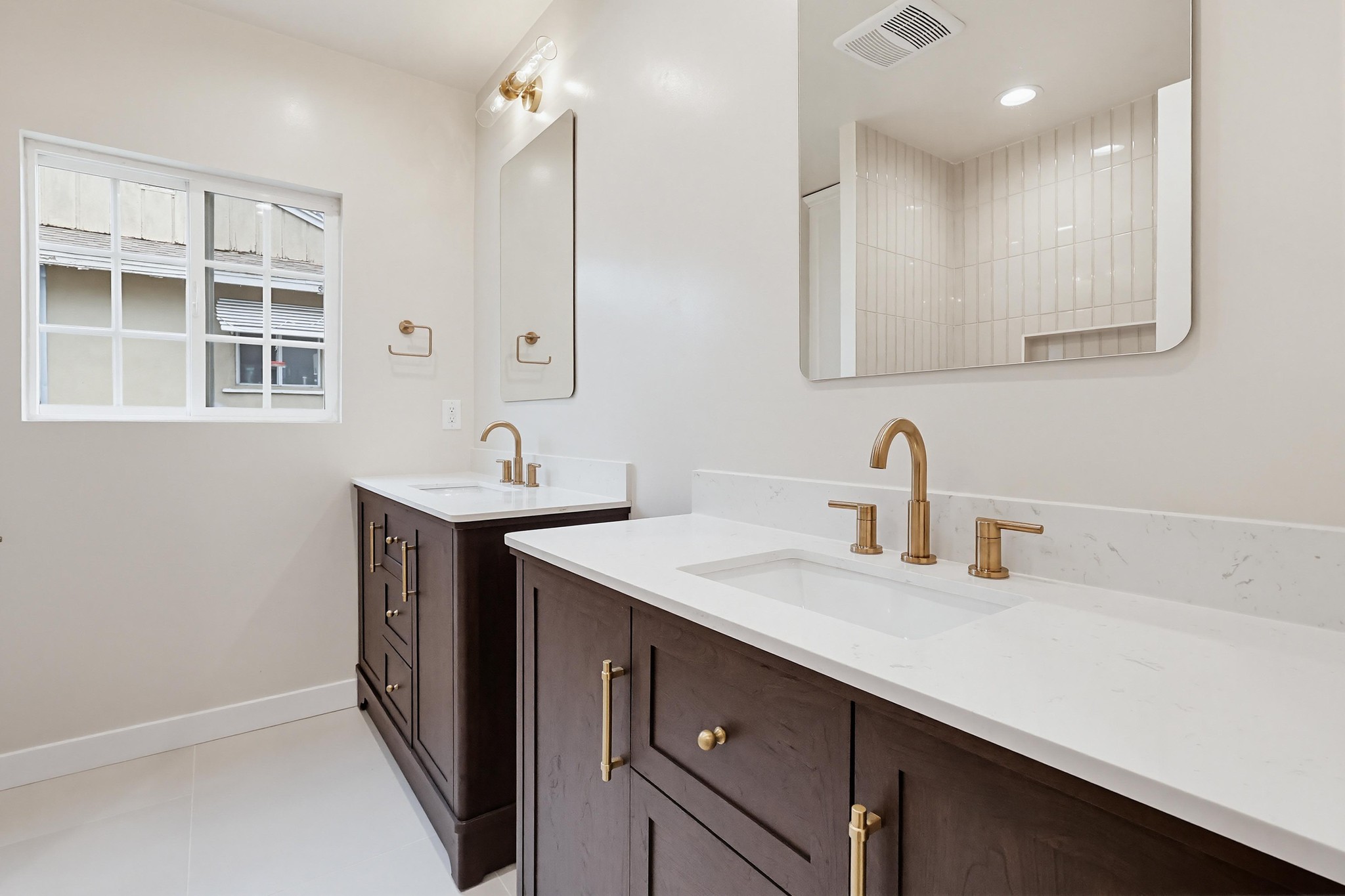 Virtual tour photo 39 of 62 for 5225 Babcock Ave