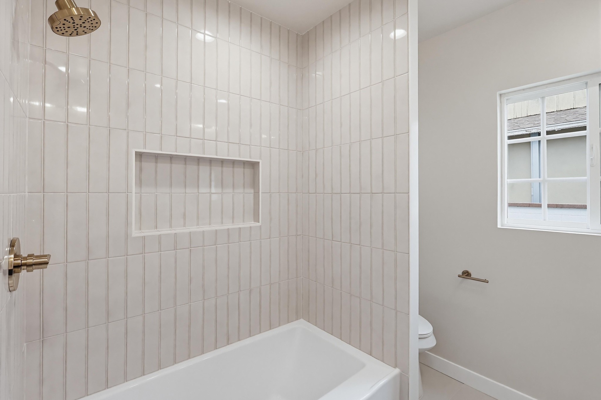 Virtual tour photo 41 of 62 for 5225 Babcock Ave