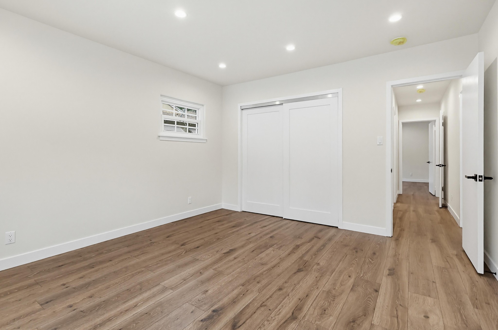 Virtual tour photo 47 of 62 for 5225 Babcock Ave