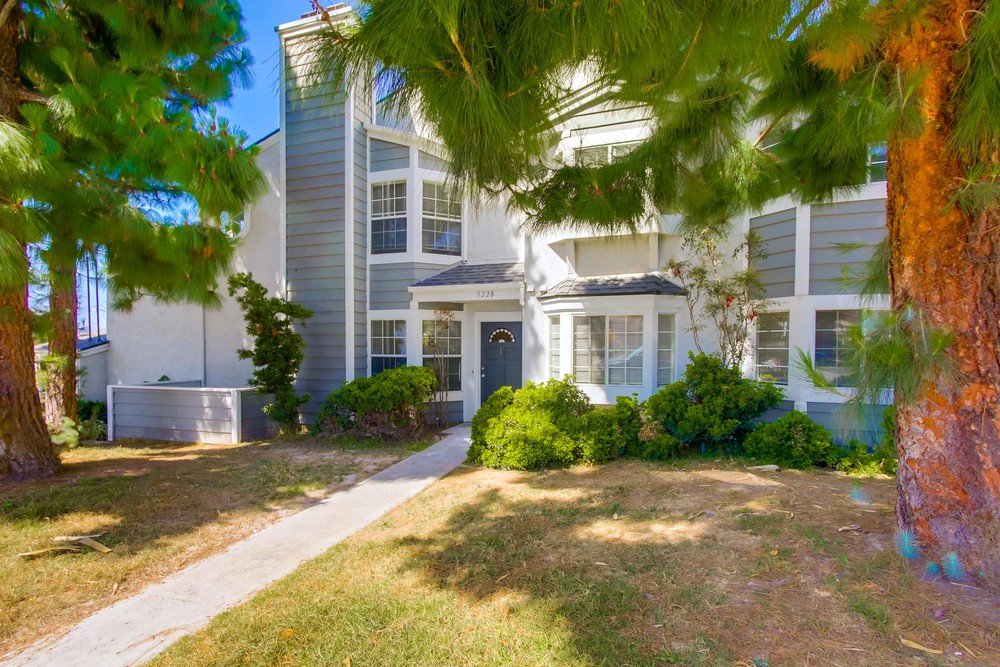 Virtual tour photo 3 of 34 for 5228 Cass St #1