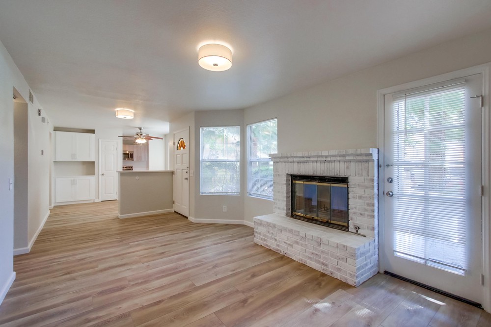 Virtual tour photo 8 of 34 for 5228 Cass St #1
