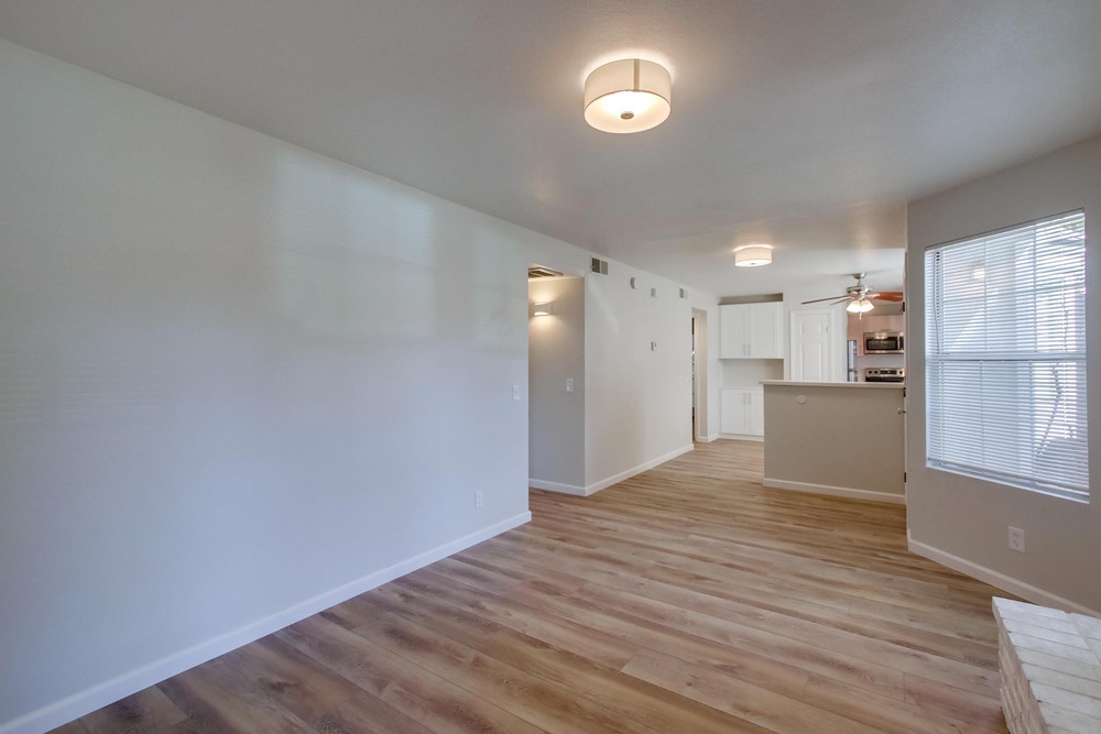 Virtual tour photo 9 of 34 for 5228 Cass St #1