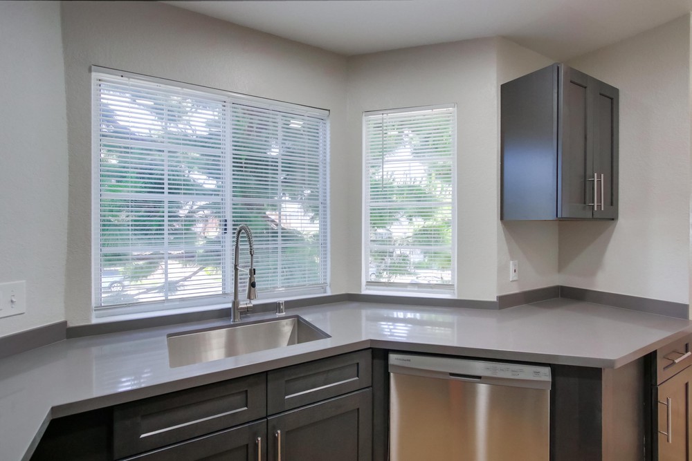 Virtual tour photo 15 of 38 for 5228 Cass St #3
