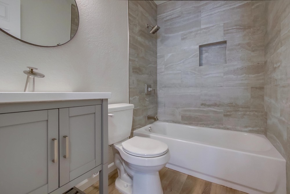 Virtual tour photo 18 of 38 for 5228 Cass St #3