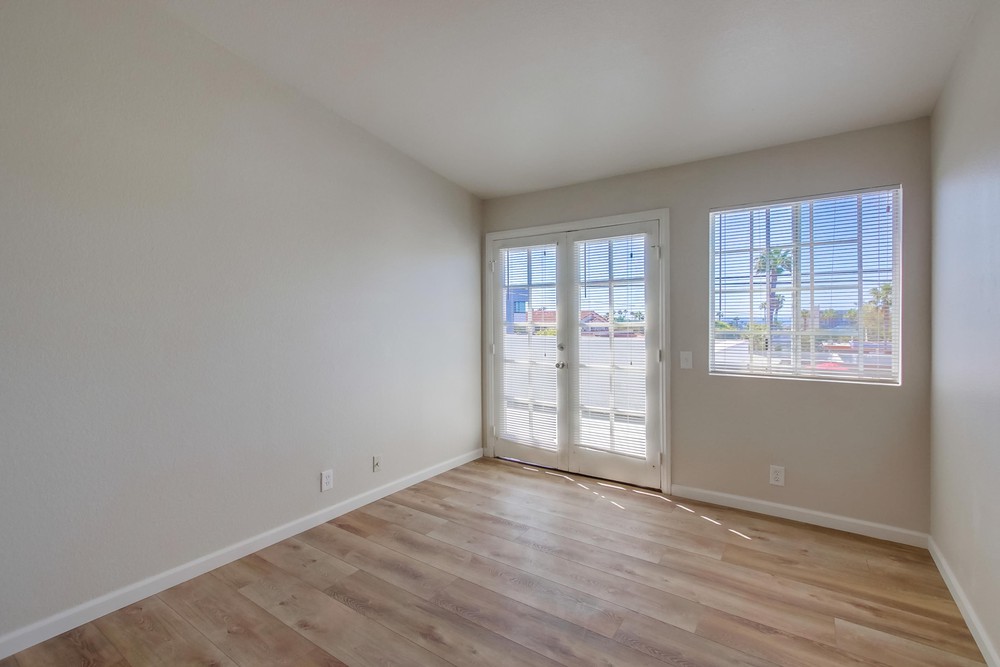 Virtual tour photo 21 of 38 for 5228 Cass St #3