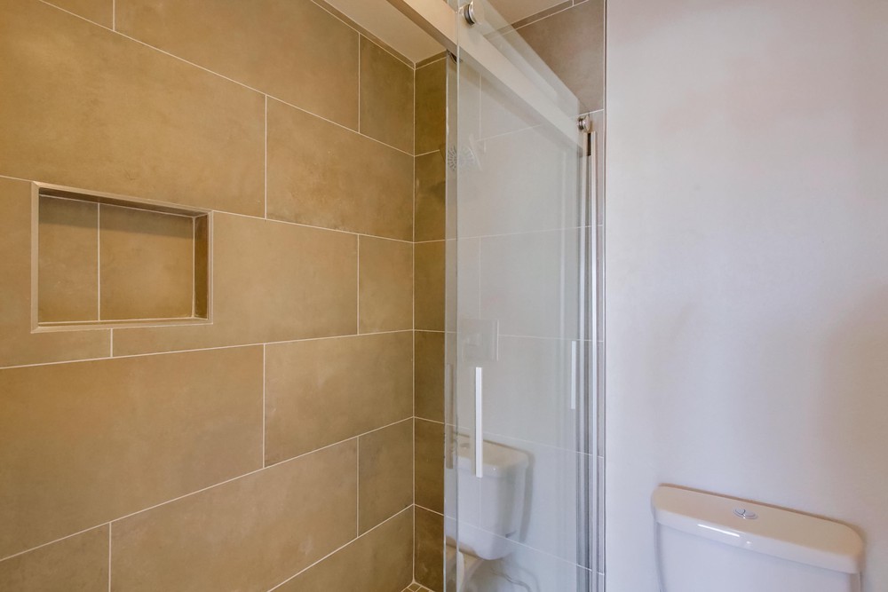 Virtual tour photo 26 of 38 for 5228 Cass St #3