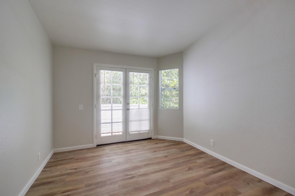 Virtual tour photo 30 of 38 for 5228 Cass St #3