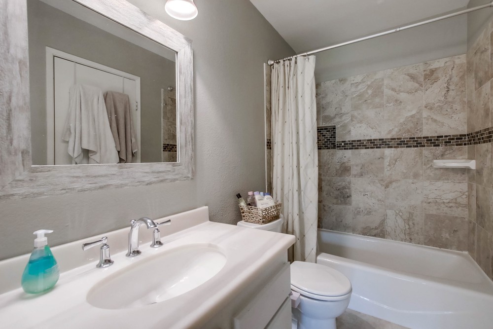 Virtual tour photo 21 of 41 for 5229 Quemado Ct