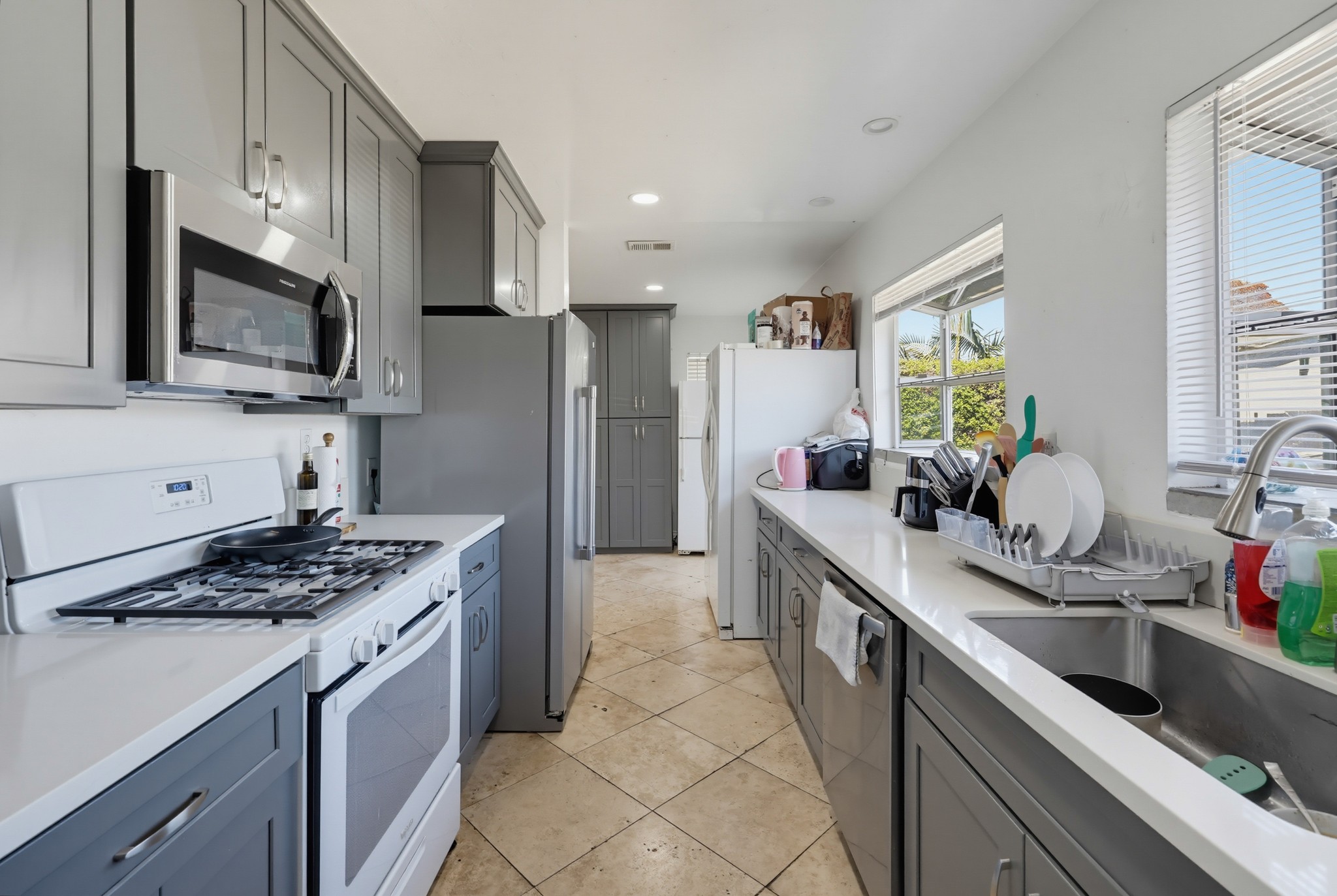 Virtual tour photo 19 of 50 for 5230 Tipton St