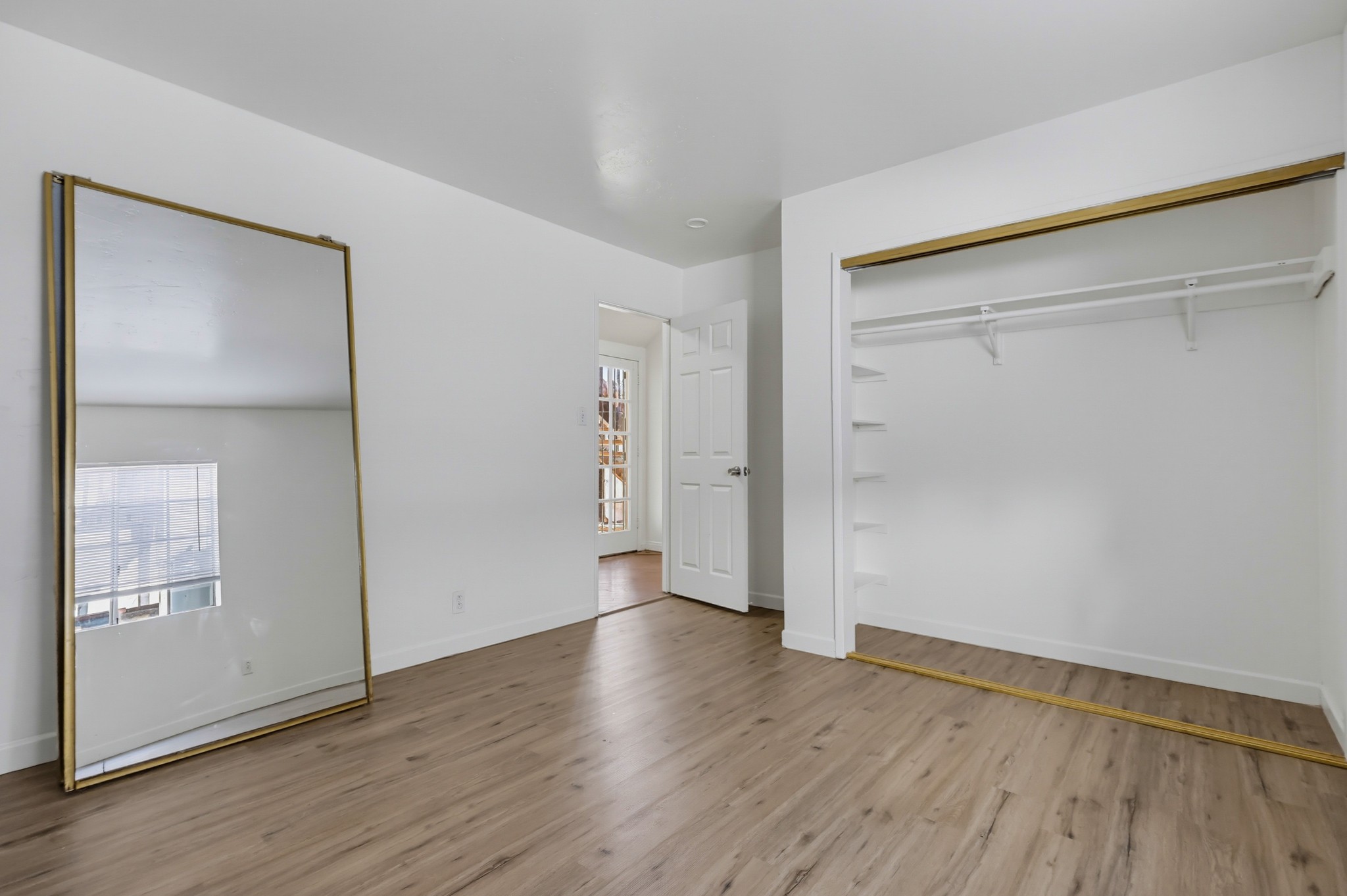 Virtual tour photo 38 of 50 for 5230 Tipton St