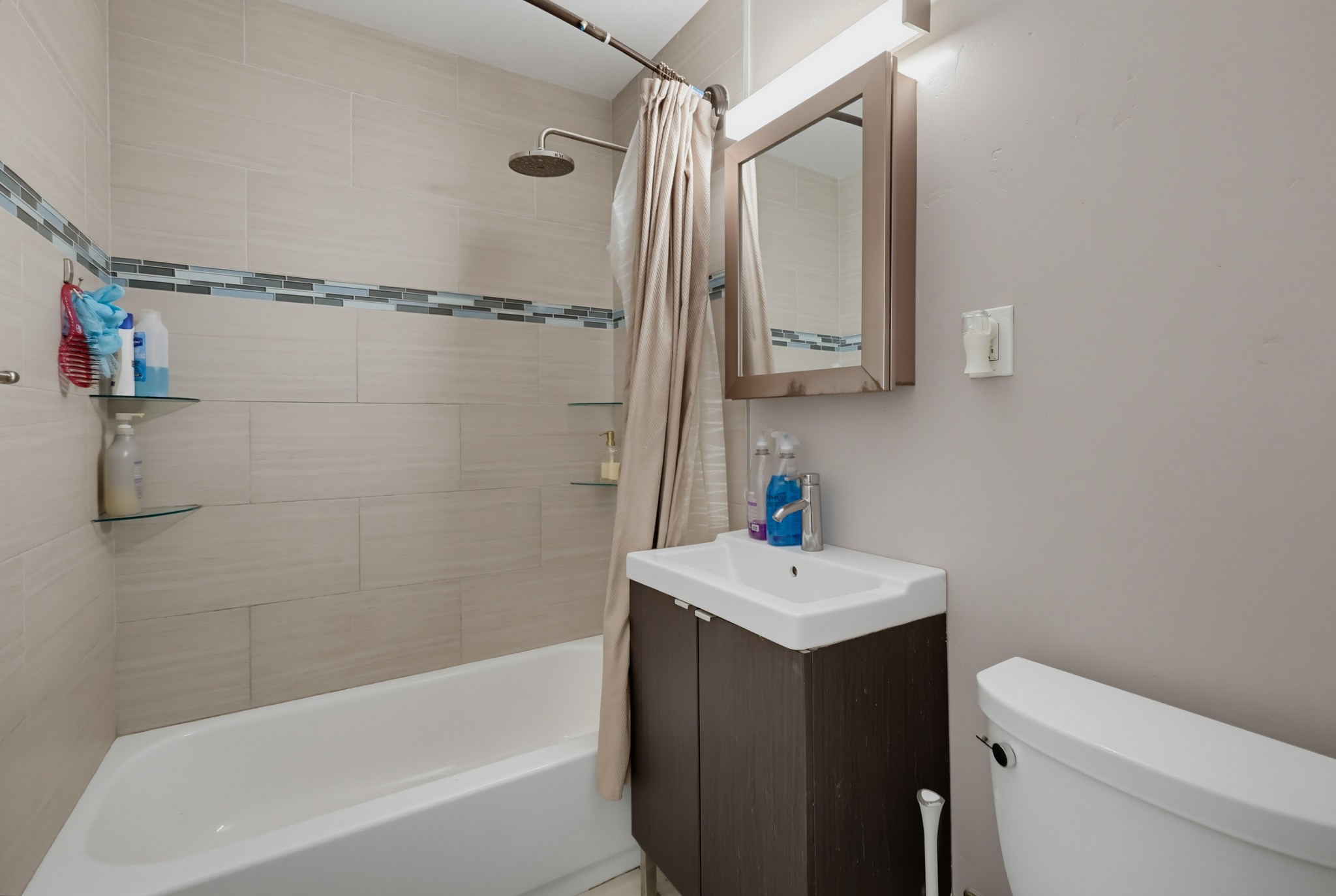 Virtual tour photo 41 of 50 for 5230 Tipton St