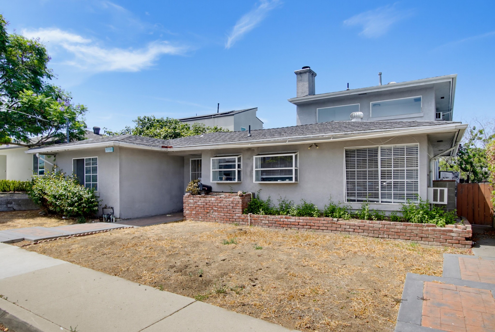 Virtual tour photo 4 of 41 for 5230 Tipton St